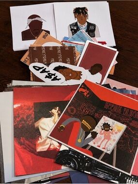 39 Hip-Hop Album Cover Prints + 35 Stickers